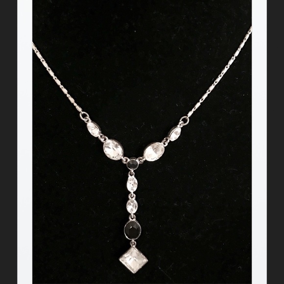 Silver/Black Rhinestone Teardrop Necklace - Picture 1 of 2